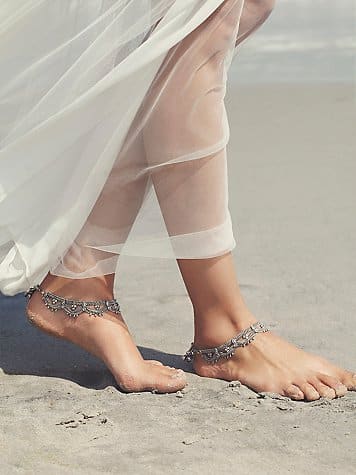 Free People Wedding Line - Raindrops Anklet Set. As seen on Rebecca Chan Weddings and Events rebeccachan.ca