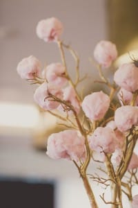 Cotton candy tree. Coral and Gold Wedding Inspiration - See more at Rebecca Chan Weddings and Events rebeccachan.ca