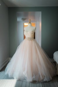 Whimsical hot air balloon and peaches wedding, by Rebecca Chan Weddings and Events rebeccachan.ca