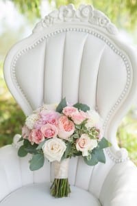 Blush Pink Ontario Winery wedding - Bride's bouquet