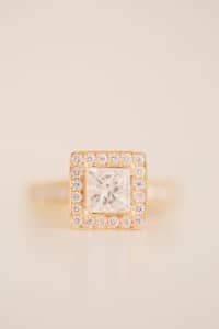 Elegant vintage-inspired purple and gold wedding - bride's vintage inspired ring