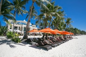 Honeymoon in Boracay Phillippines - The District