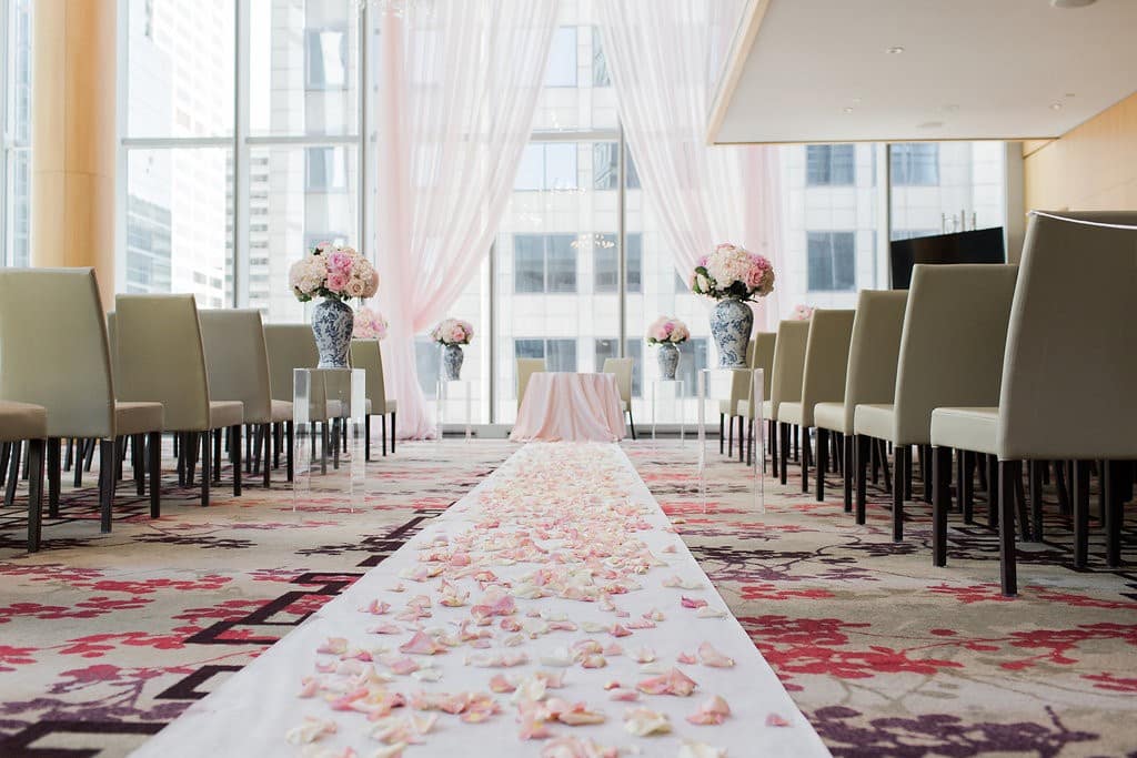 Elegant Shangri-La Hotel Toronto Wedding