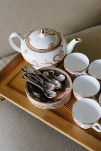 Modern Romance - Chinese Wedding at Shangri-La Hotel Toronto