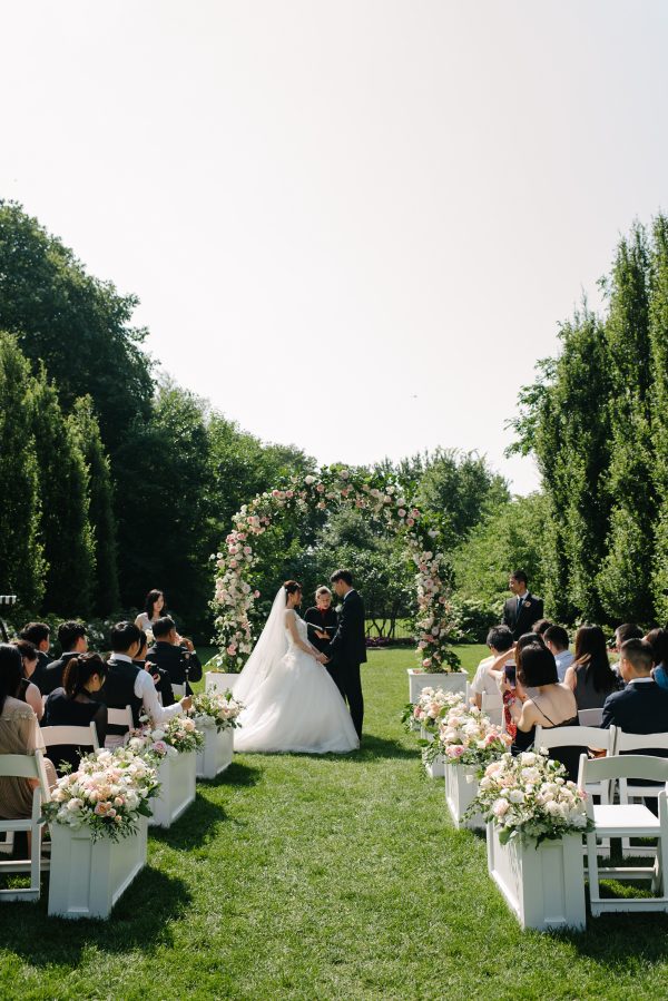 Outdoor Garden Wedding at Graydon Hall Manor ⋆ Rebecca Chan Events Inc.