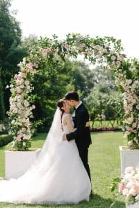 Beautiful outdoor wedding at Graydon Hall Manor