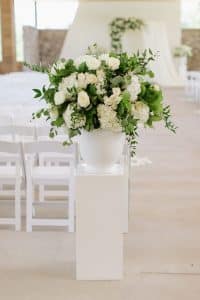 Modern White and Green Chinese Wedding Ceremony at the Guild Inn Estate