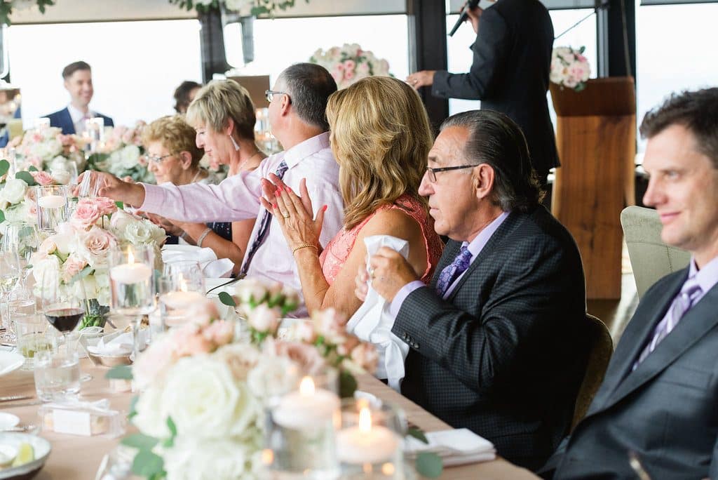 https://corinavphotography.pixieset.com/yeandseanswedding-canoerestaurant/