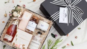 Holiday Gift Guide - Curated gifts for your bride-to-be or bridesmaid