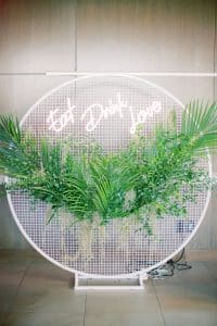 Neon sign and photo opp