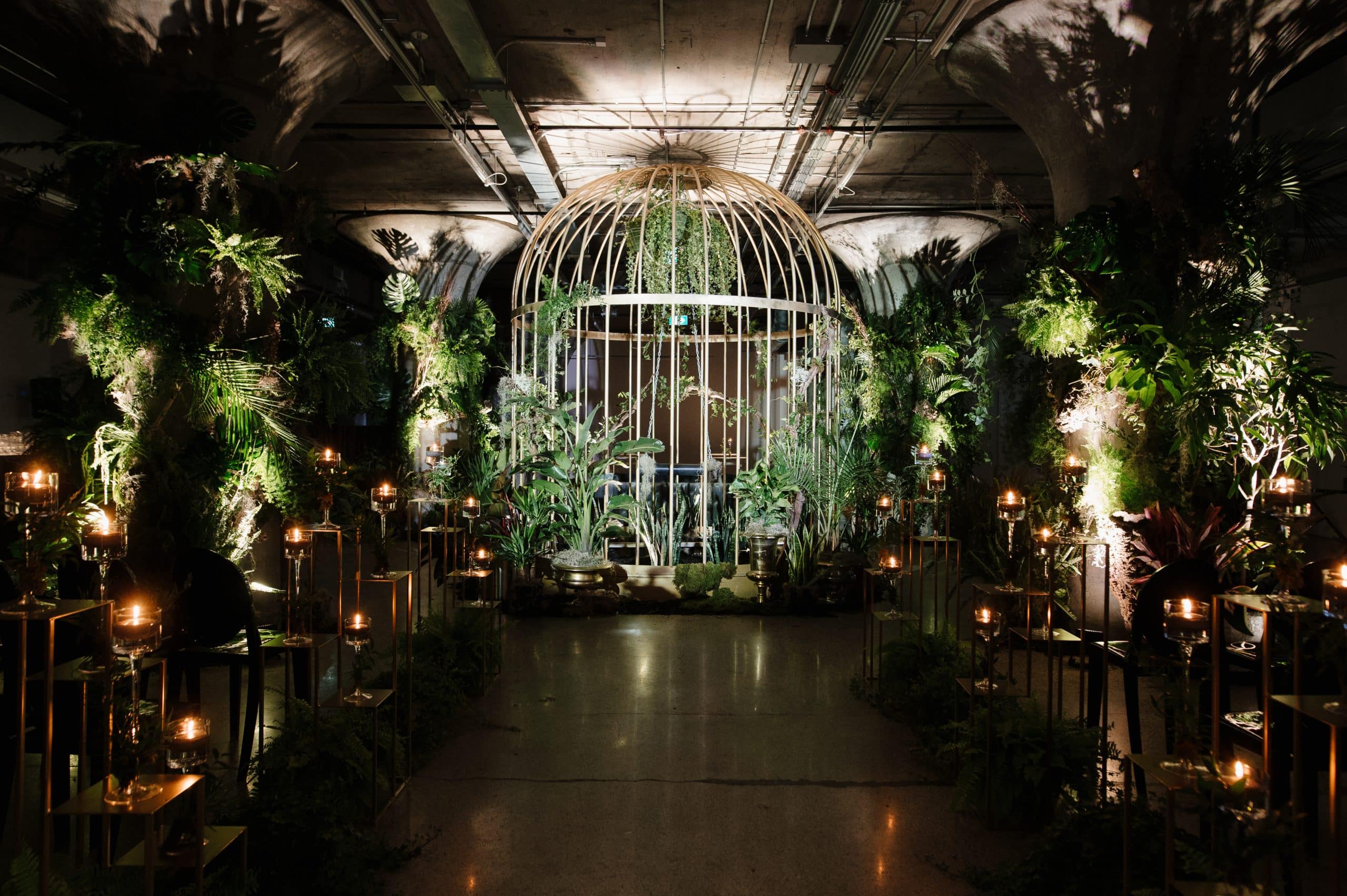 Featured in Wedluxe – Urban Jungle Wedding