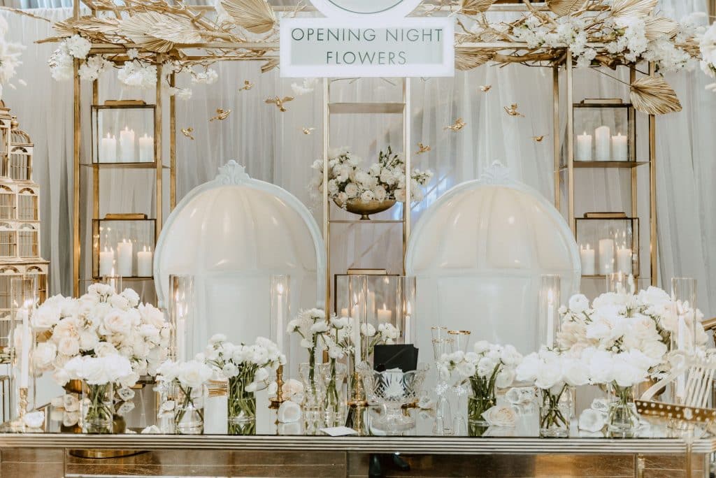 Wedluxe Show 2020 - White and modern blooms