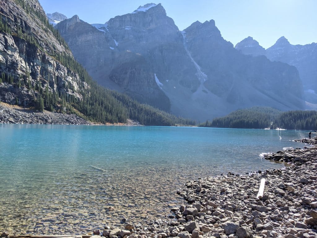 Lake Louise and Banff Honeymoon Guide - Moraine Lake