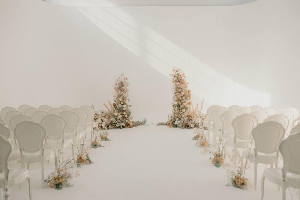 Whimsical and dreamy cloud wedding ceremony at District 28. Planning by Rebecca Chan Weddings & Events rebeccachan.ca