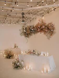 Dreamy baby's breath and hanging floral head table