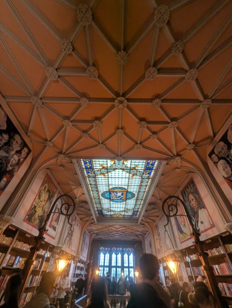 Porto Lisbon travel guide - Livraria Lello, oldest bookstore