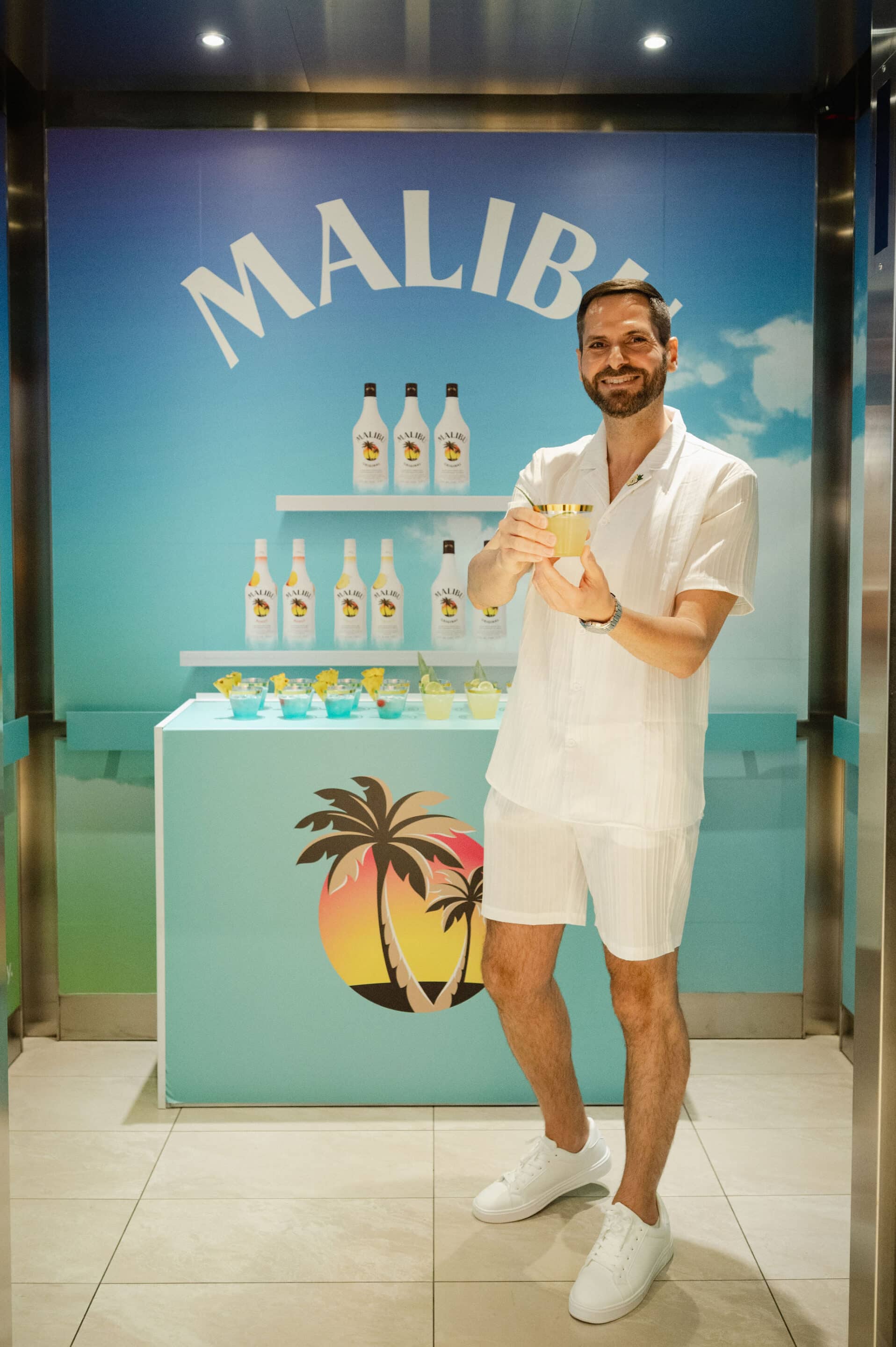 Malibu brand activation - elevator pop up bar