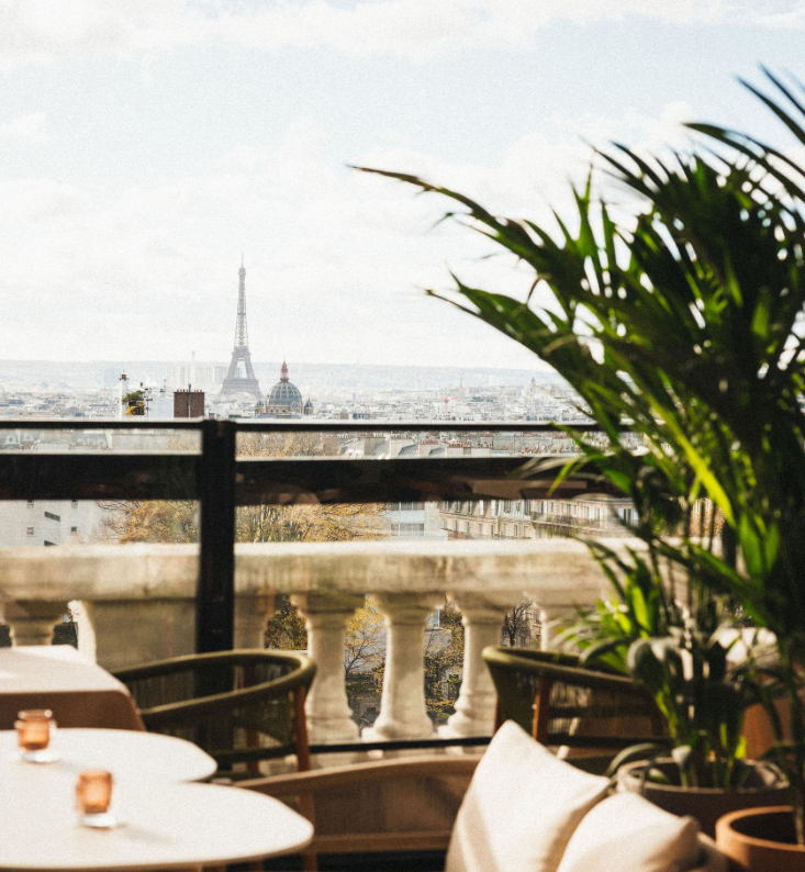 Paris Travel Guide - Visit A Beautiful Rooftop
