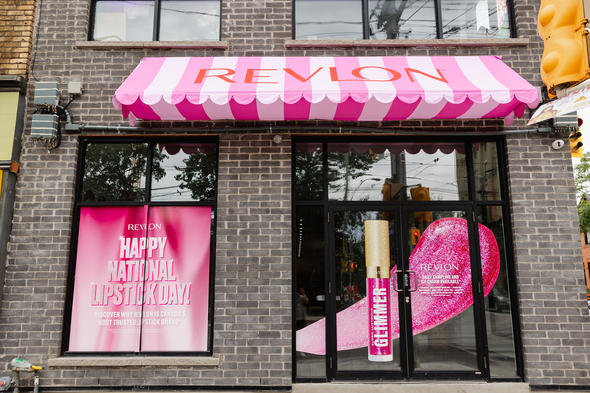 Revlon Glimmer Gloss Brand Activation Event Pop up